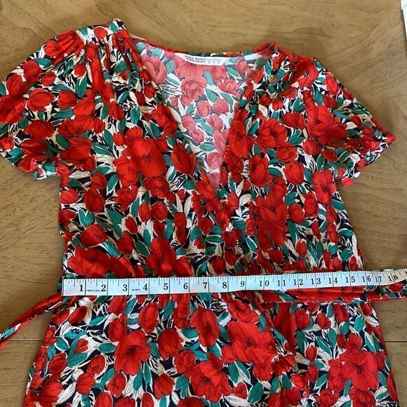 Zara Basic Red Floral Mini Wrap Dress Size XS - Picture 12 of 15